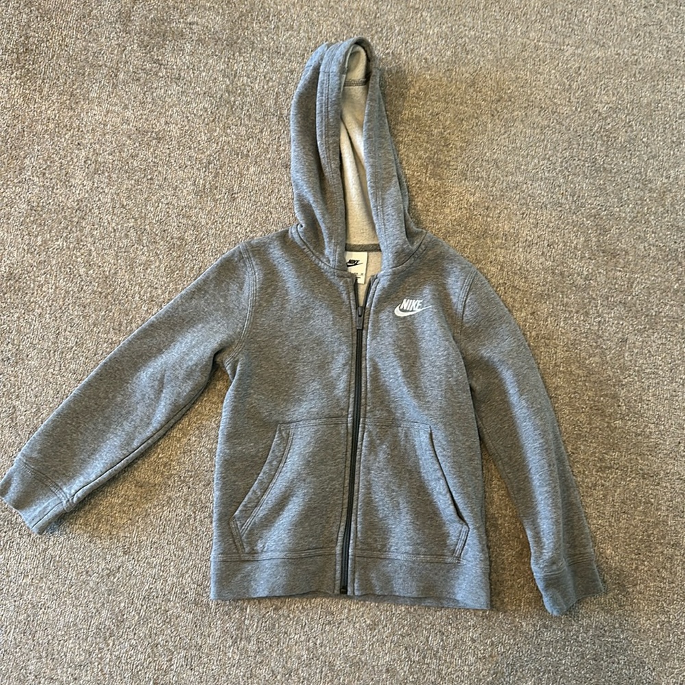NWOT Nike Hoodies SZ: XS